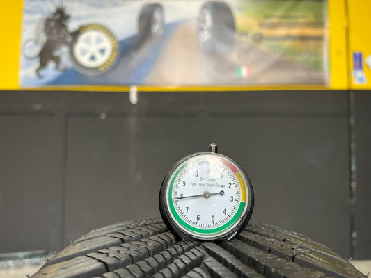 Usato: 2 Gomme 215/65R17 99H Michelin invernali 99% residui