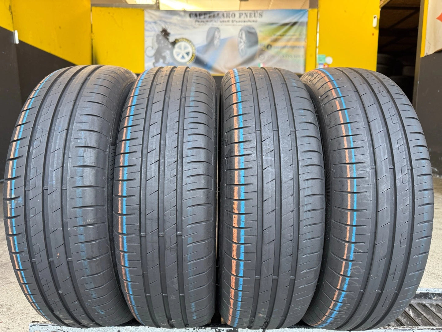 Usato: 4 Pneumatici Goodyear EfficientGrip Performance 2 185/65R15 88H Estivi 90/95% residui