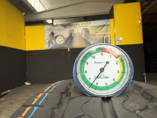 Usato: 2 Gomme 205/75R16C 113/111R Maxxis Estivi 80% residui