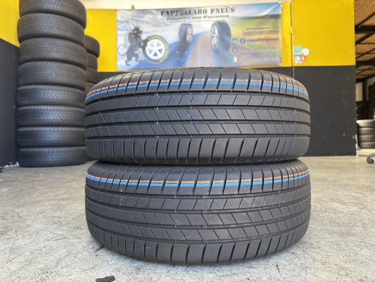 Usato: 2 Gomme 215/60R17 100H XL Bridgestone Turanza T005 90% residui estive