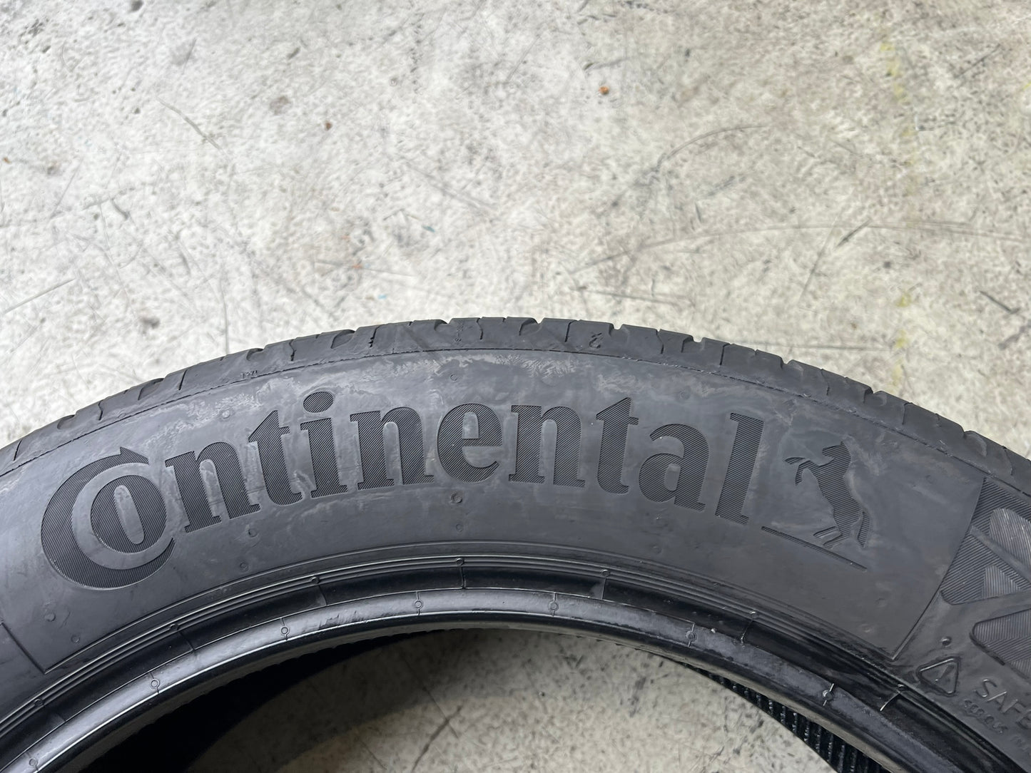 Usato: 4 Gomme 235/55R19 105V XL Continental estive 80% residui