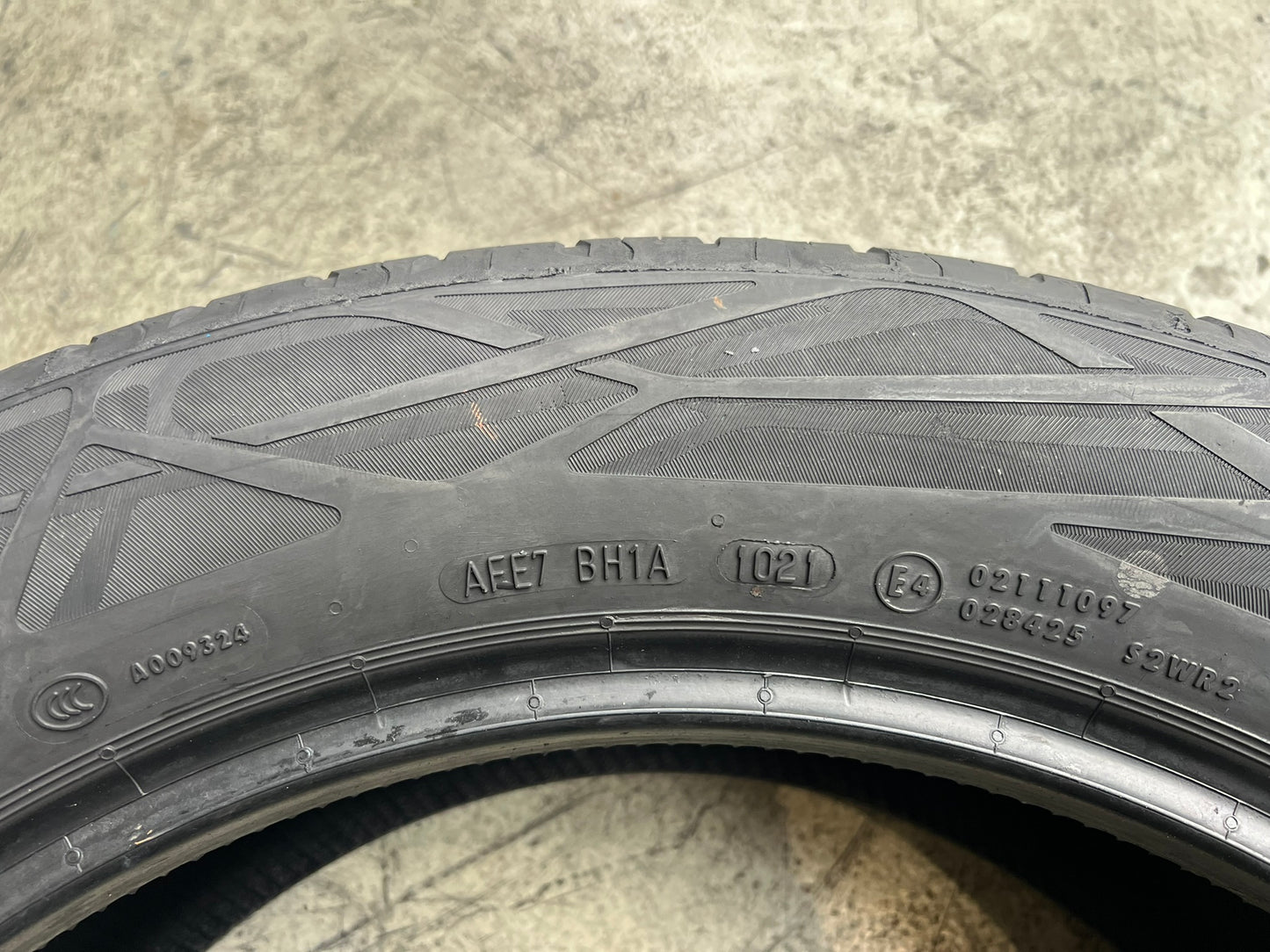 Usato: 4 Gomme 235/55R19 105V XL Continental estive 80% residui