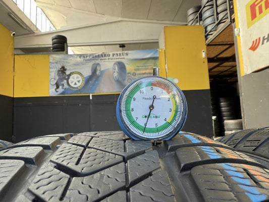 Usato: 4 Gomme 245/50R19 105V Pirelli RFT inverno 85% residui