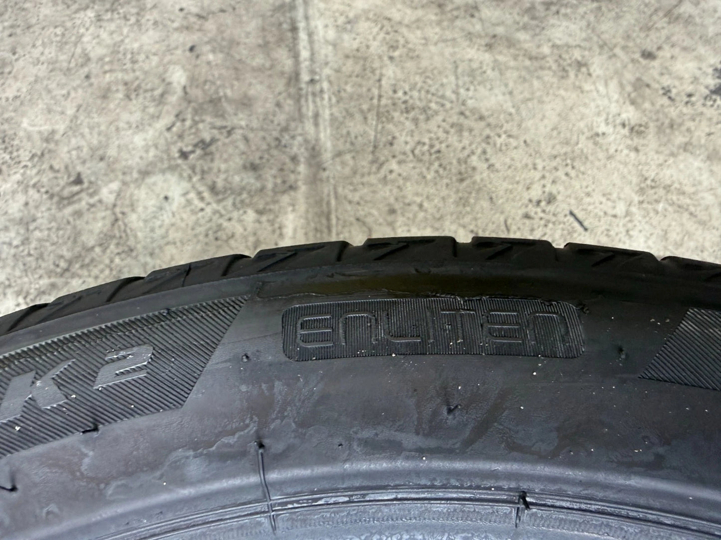 Usato: 2 Pneumatici Firestone Roadhawk 2 ENLITEN 215/50R17 95W XL Estive 90% Residui