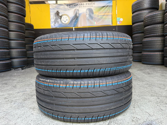 Usato: 2 Gomme 225/55R17 97W Bridgestone Estive 80% residui