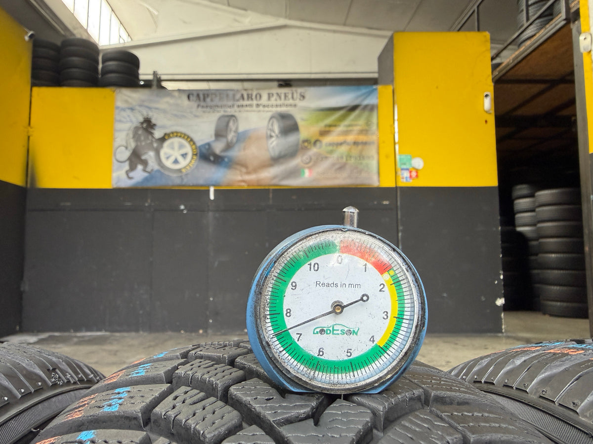 Usato: 4 Pneumatici Falken EuroWinter HS01 175/60R18 85H Invernali 95% Residui