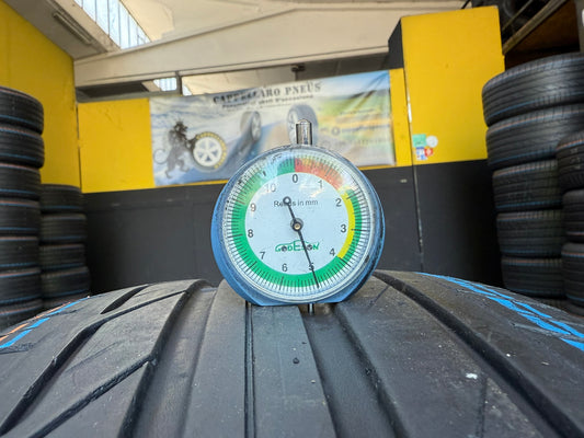 Usato: 2 Gomme 225/55R17 97W Bridgestone Estive 80% residui