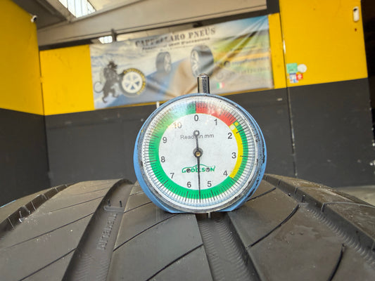 Usato: 2 Pneumatici Michelin Primacy 4 245/45R18 100Y XL Estivi 85% residui