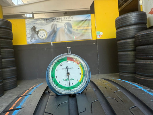 Usato: 2 Gomme 215/50R18 92W Continental Estive 90% residui