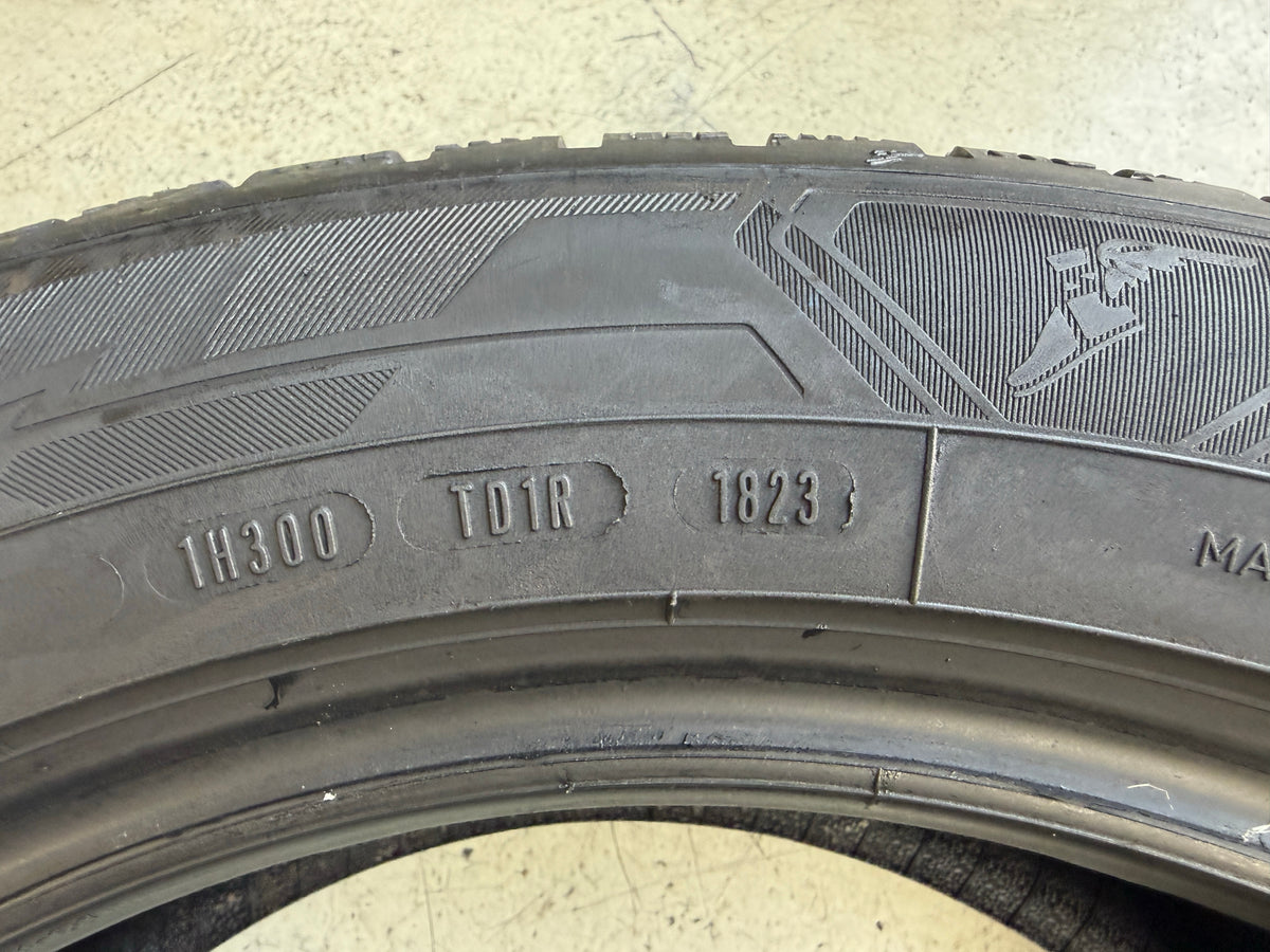 Usato: 2 Pneumatici Goodyear UltraGrip Performance 3 225/55R17 97H Invernali 90% Residui