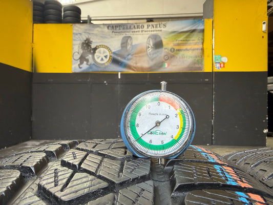 Usato: 4 Pneumatici Pirelli Scorpion Winter 235/50R19 103H XL Invernali 90% / 95% Residui