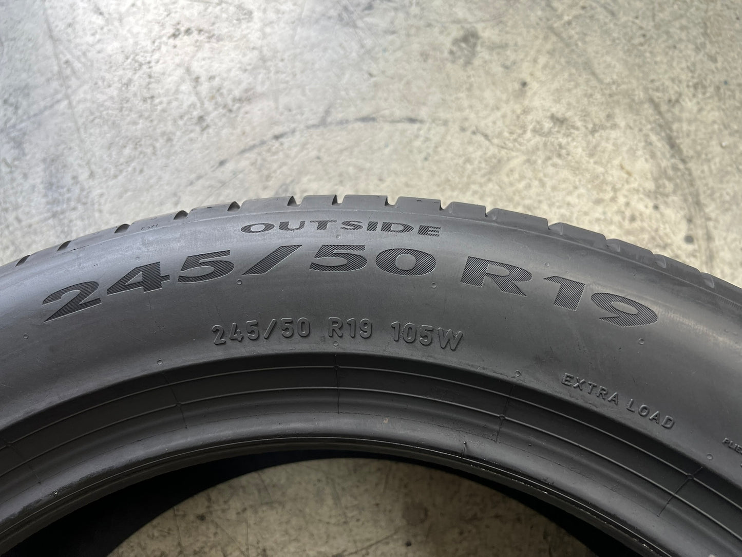 Usato: 01 Pneumatico 245/50R19 Pirelli estive 90% residui