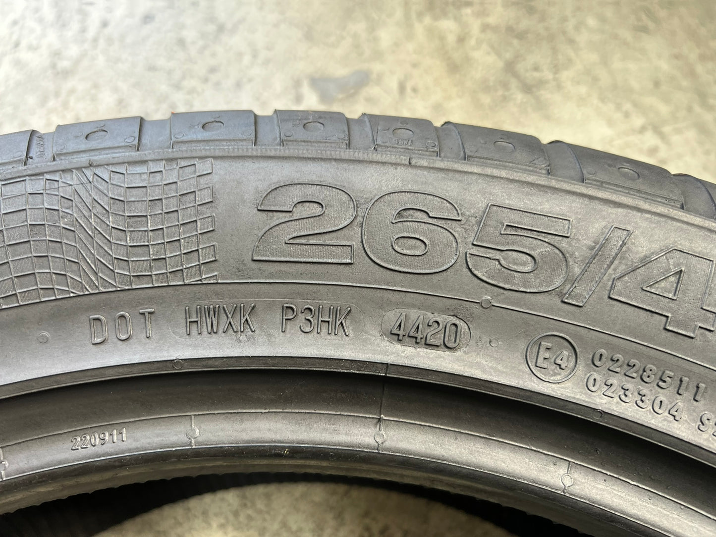 Usato: 01 Pneumatico 265/45R20 104Y Continental estive con 95%residui