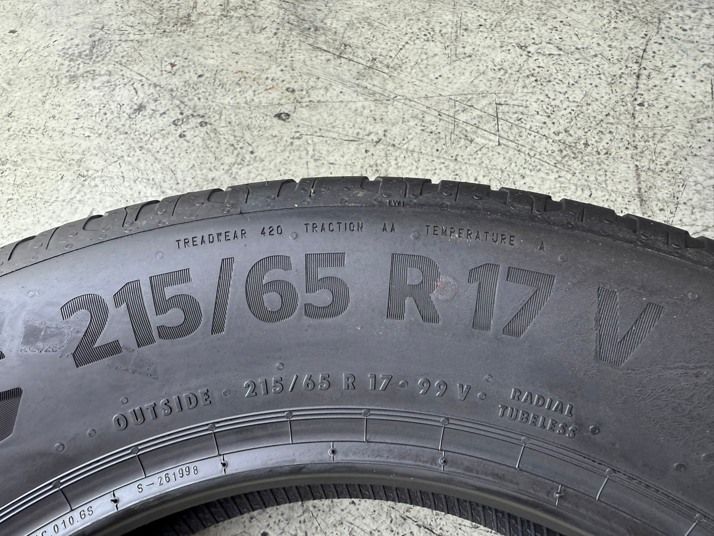 Nuovo: 4 Gomme 215/65R17 99V Continental EcoContact 6 Estive