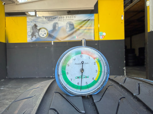 Usato: 2 Pneumatici Continental PremiumContact C 235/50R19 99V Estivi 90% residui