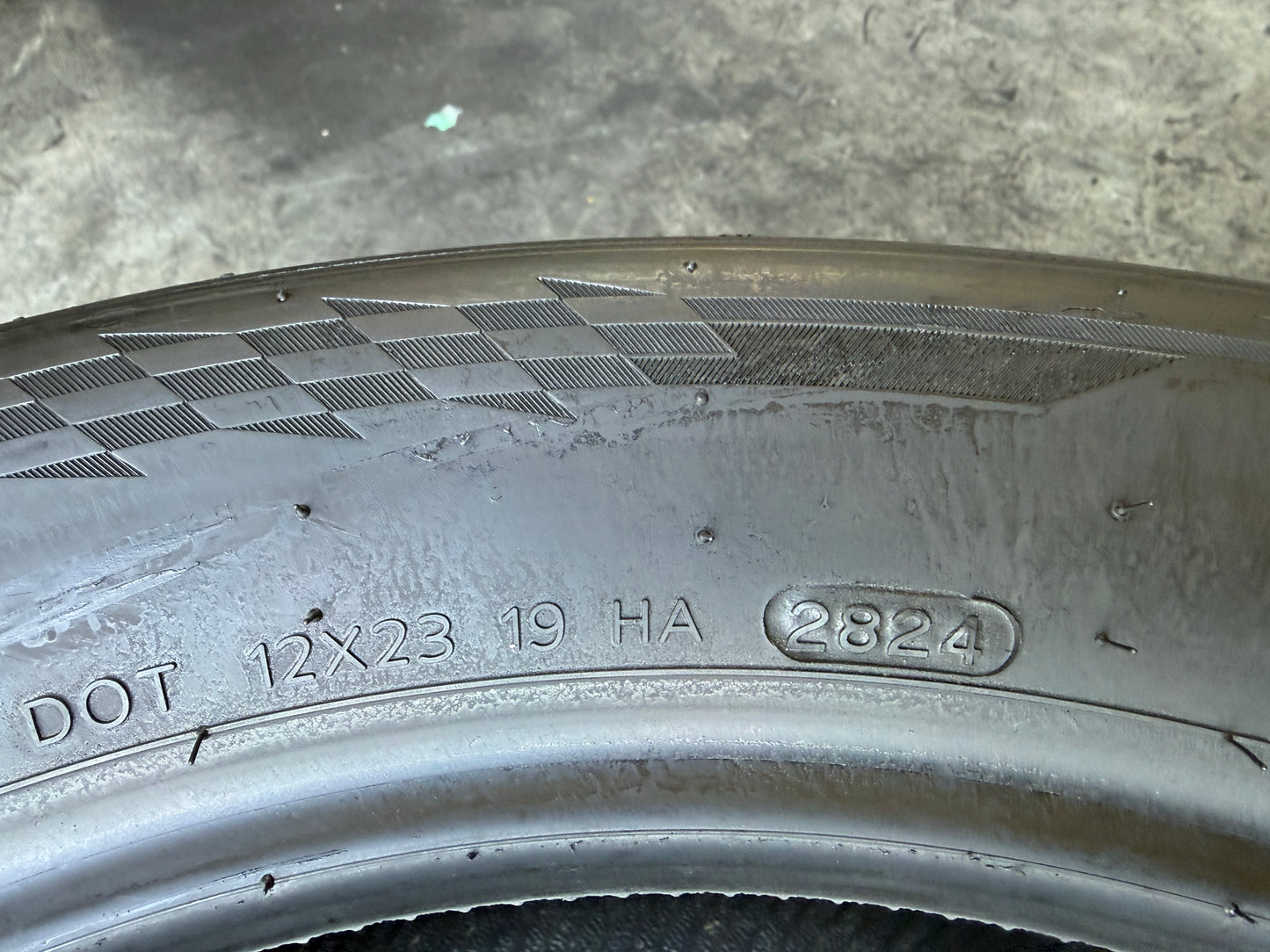 Usato: 2 Pneumatici Hankook Ventus Evo SUV 235/50R19 99V Estivi 90% residui