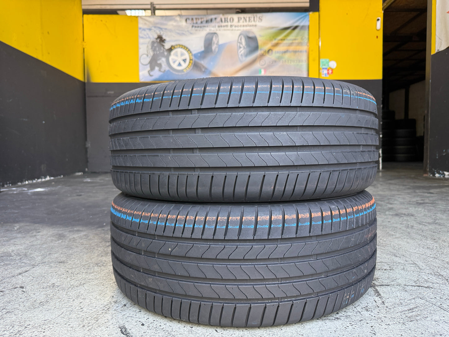 Usato: 2 Pneumatici Bridgestone Turanza 6 235/50R19 99V Estivi 90% residui