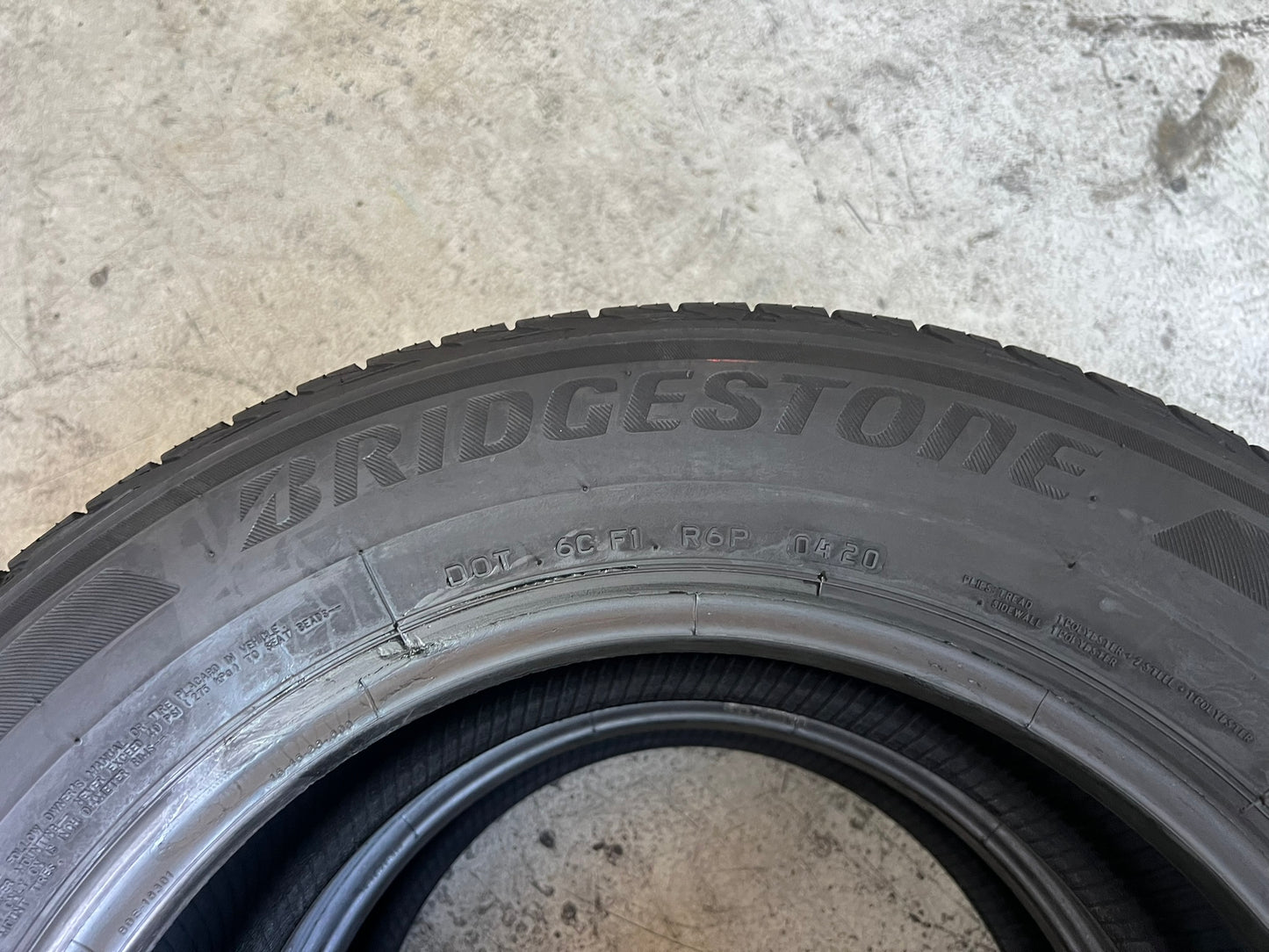 Usato: 2 Gomme 215/60R16 95V Bridgestone estive 80% residui