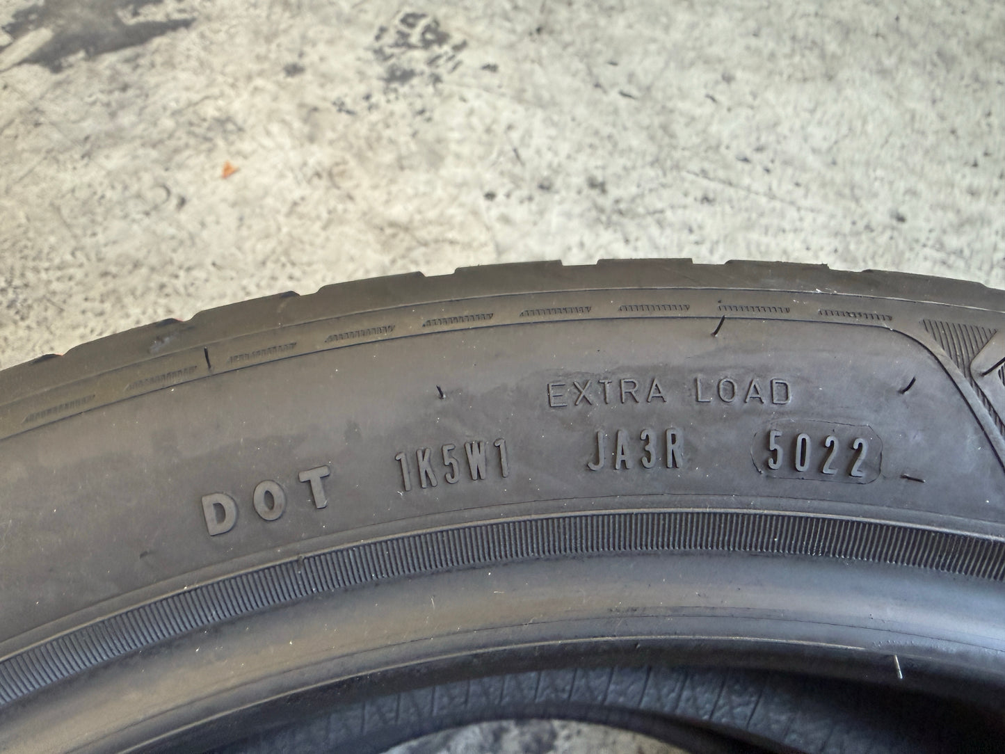 Usato: 2 Pneumatici Goodyear Vector 4Seasons Gen-3 215/45R20 95T XL 4 Stagioni 85% residui
