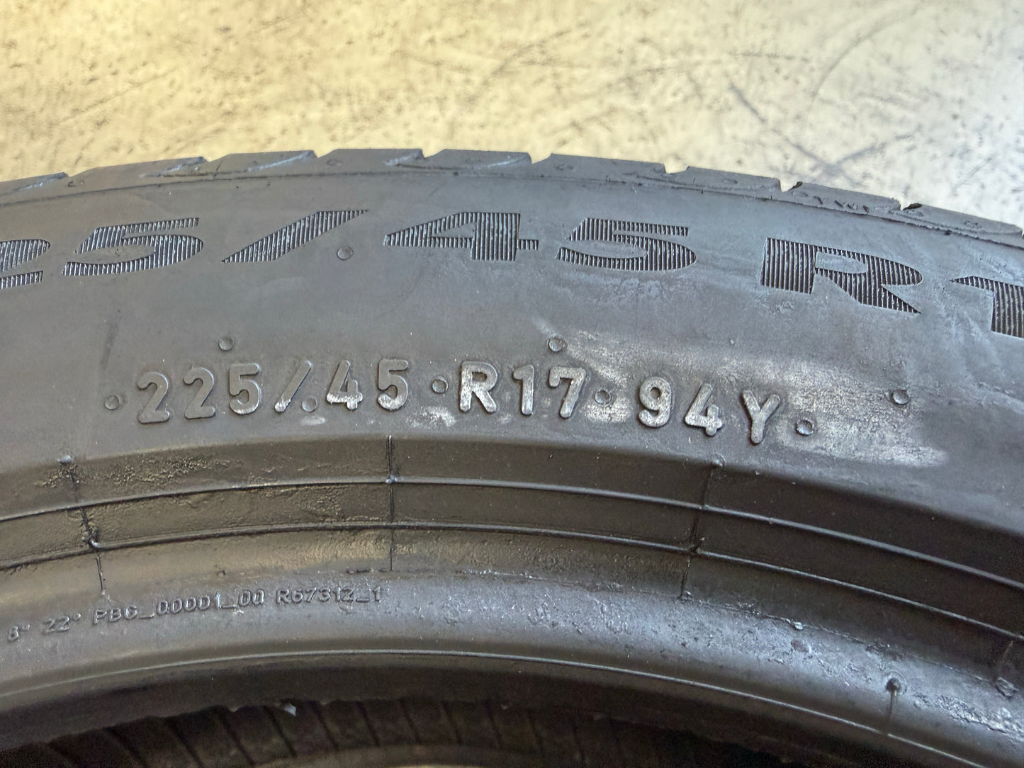 Usato: 2 Pneumatici Pirelli Powergy 225/45R17 94Y XL Estivi 85% residui