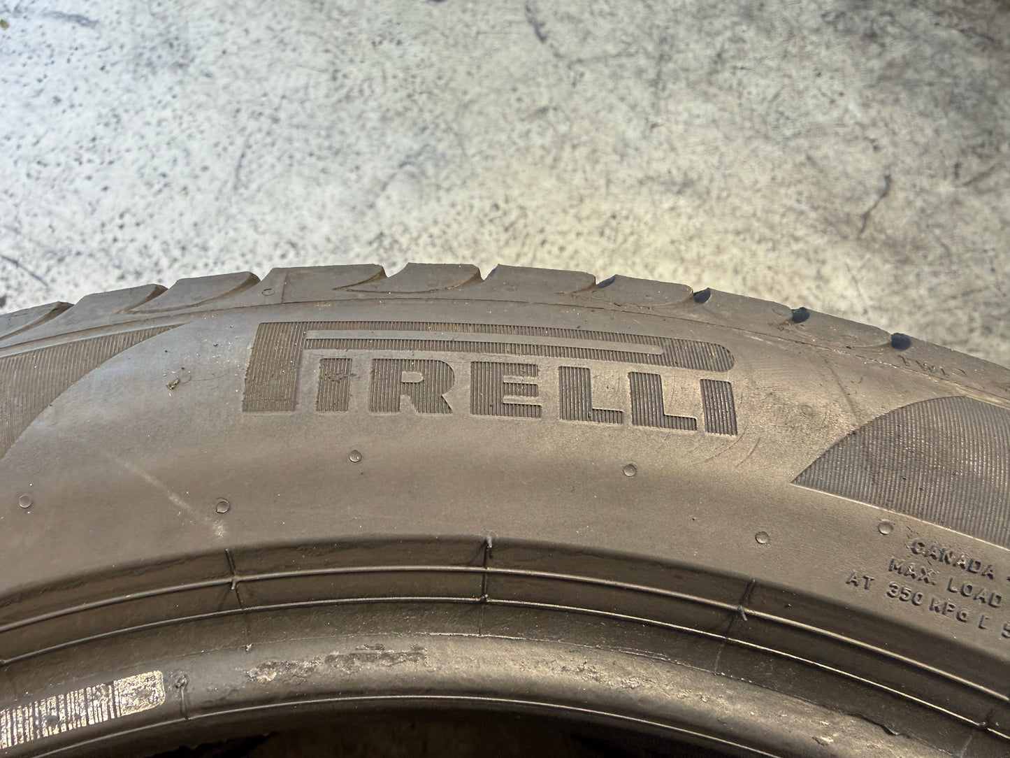 Usato: 2 Pneumatici Pirelli Powergy 225/45R17 94Y XL Estivi 85% residui