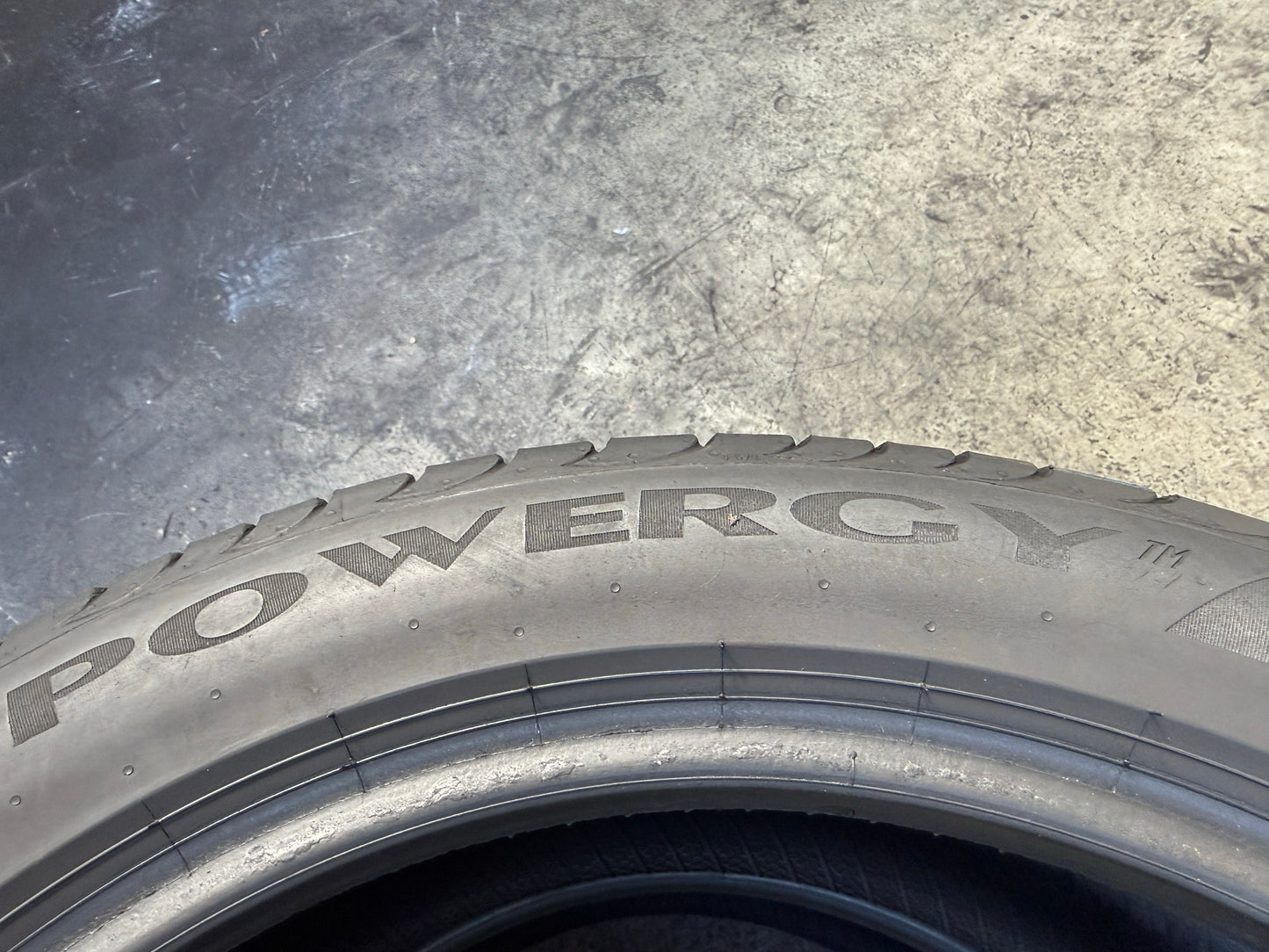 Usato: 2 Pneumatici Pirelli Powergy 225/45R17 94Y XL Estivi 85% residui