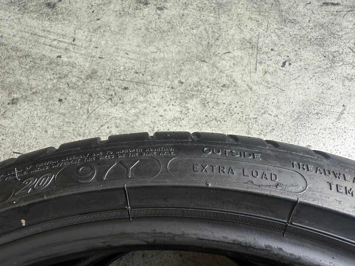 Usato: 2 Gomme 275/30R20 97Y XL Michelin Estiva 85% residui