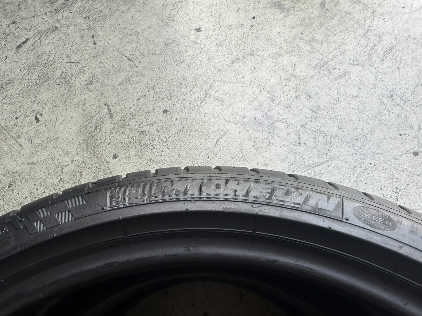 Usato: 2 Gomme 275/30R20 97Y XL Michelin Estiva 85% residui
