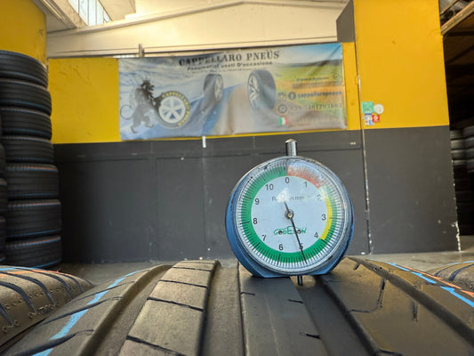 Usato: 4 Gomme 215/60R16 99V XL Pirelli Estiva 80% residui