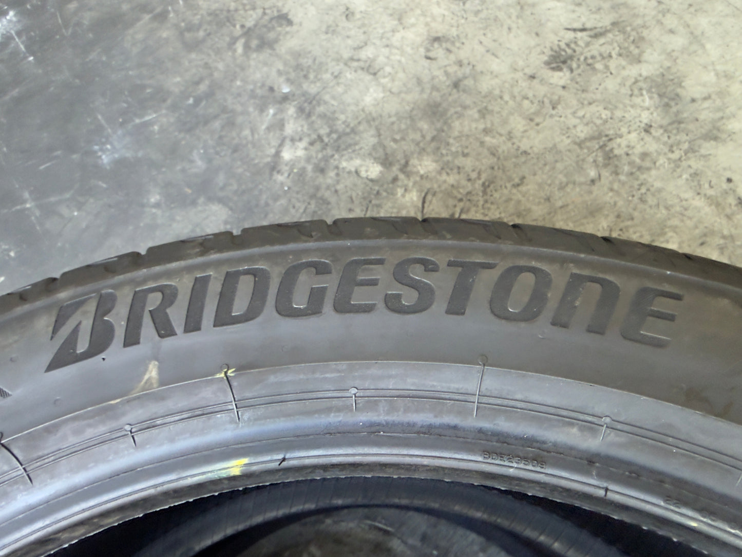 Usato: 2 Pneumatici Bridgestone Potenza Sport 285/40ZR22 110Y XL Estivi 85% residui