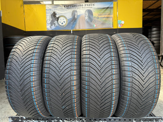 Usato: 4 Gomme 215/50R18 92W Michelin 4 Stagioni 80% residui