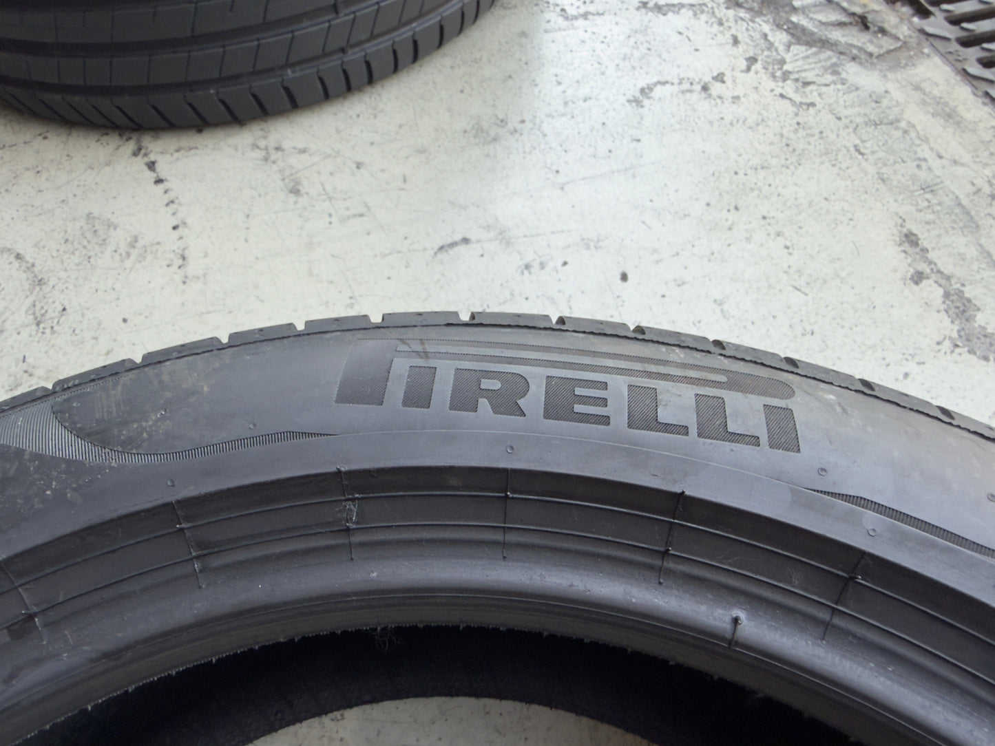 Usato: 4 Pneumatici Pirelli P Zero PZ4 225/50R18 99W * BMW Estivi 80-90% residui