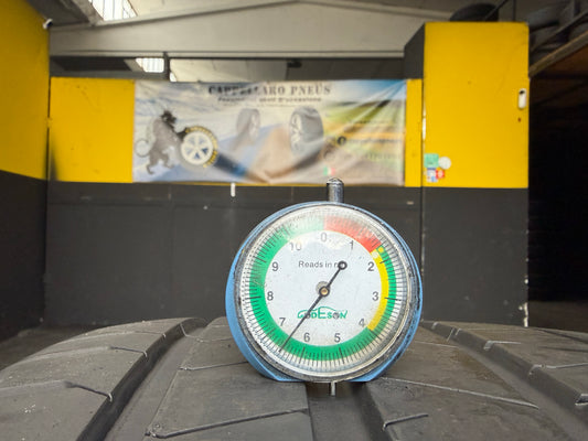 Usato: 2 Pneumatici Pirelli P Zero PZ4 325/30R23 109Y XL Estivi 95% residui