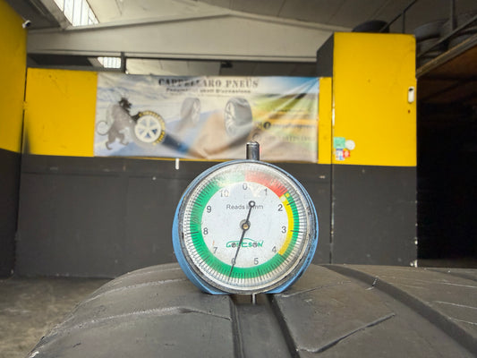 Usato: 2 Pneumatici Pirelli P Zero PZ4 325/30R23 109Y XL Estivi 90% residui