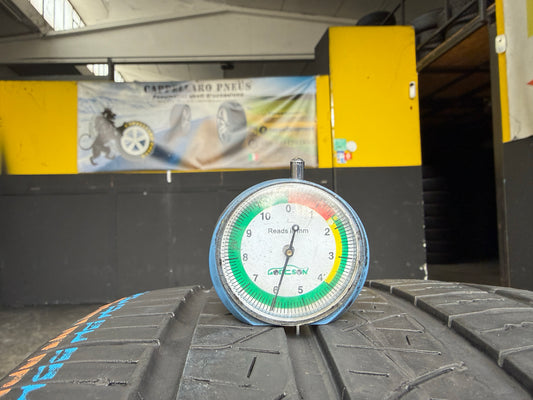 Usato: 2 Pneumatici Pirelli Scorpion Zero All Season 265/40R22 106Y XL 80% residui