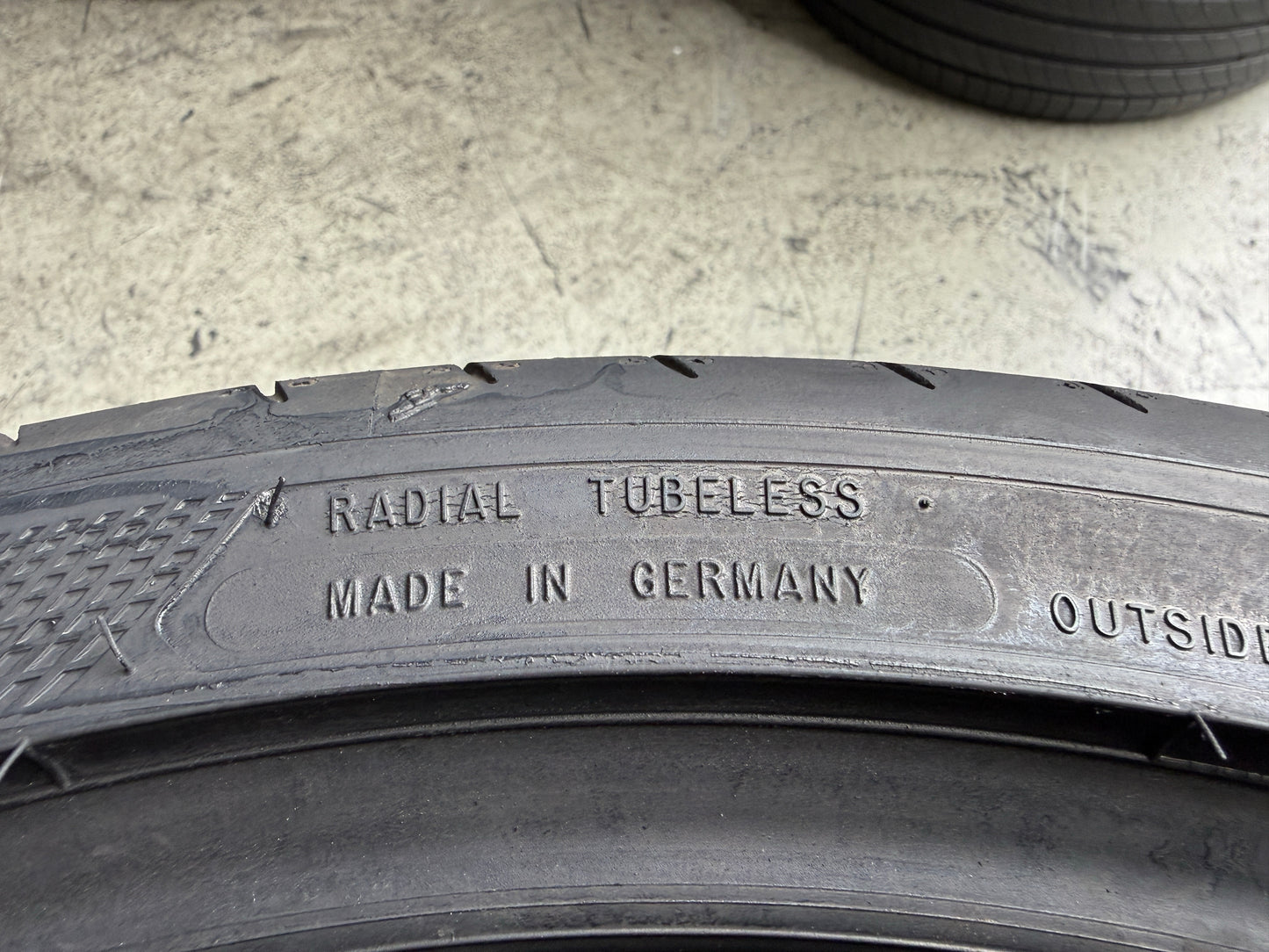Usato: 2 Pneumatici Goodyear Eagle F1 Asymmetric 5 NF0 305/30R21 104Y XL Estivi 90% residui