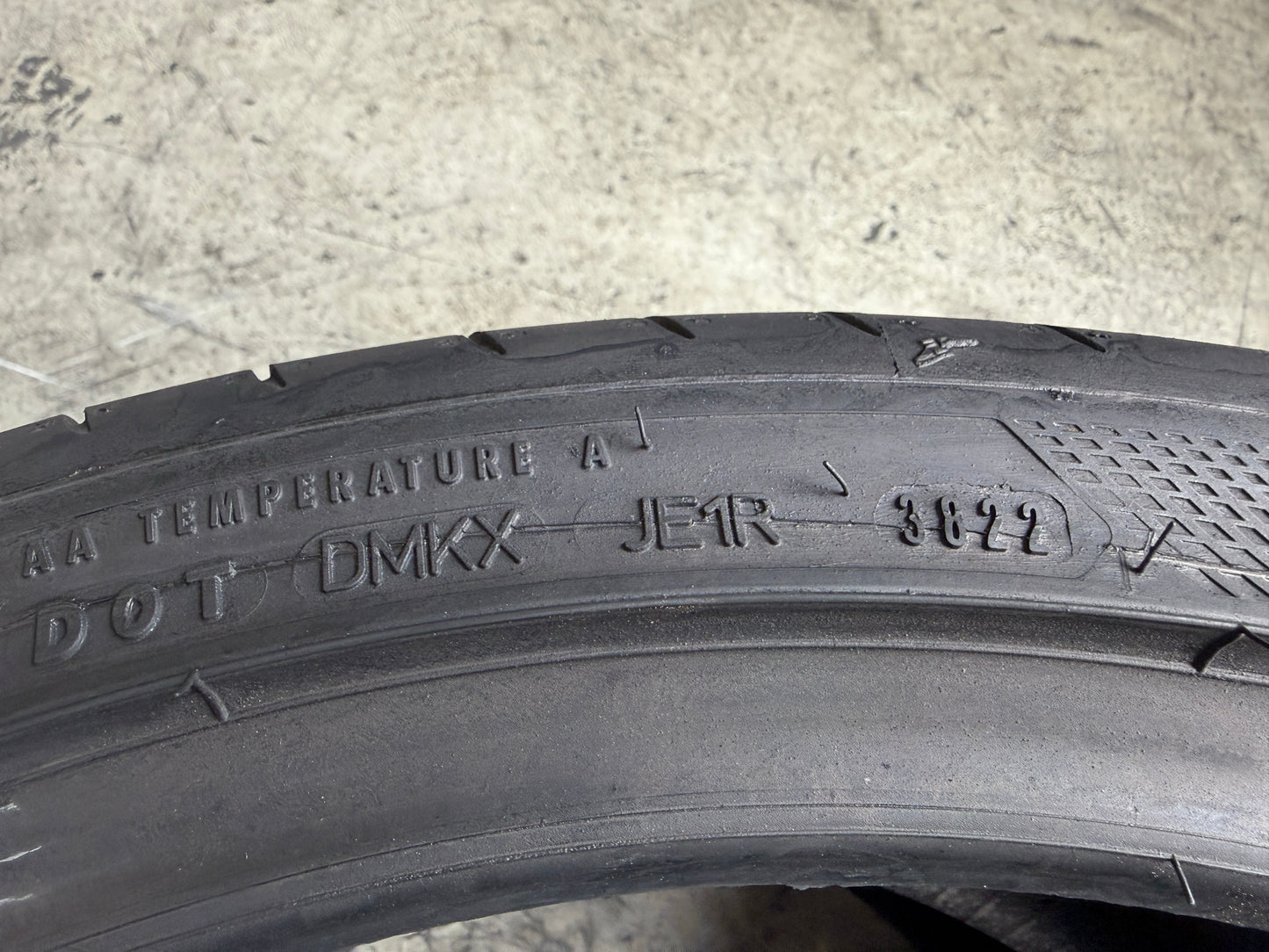 Usato: 2 Pneumatici Goodyear Eagle F1 Asymmetric 5 NF0 305/30R21 104Y XL Estivi 90% residui
