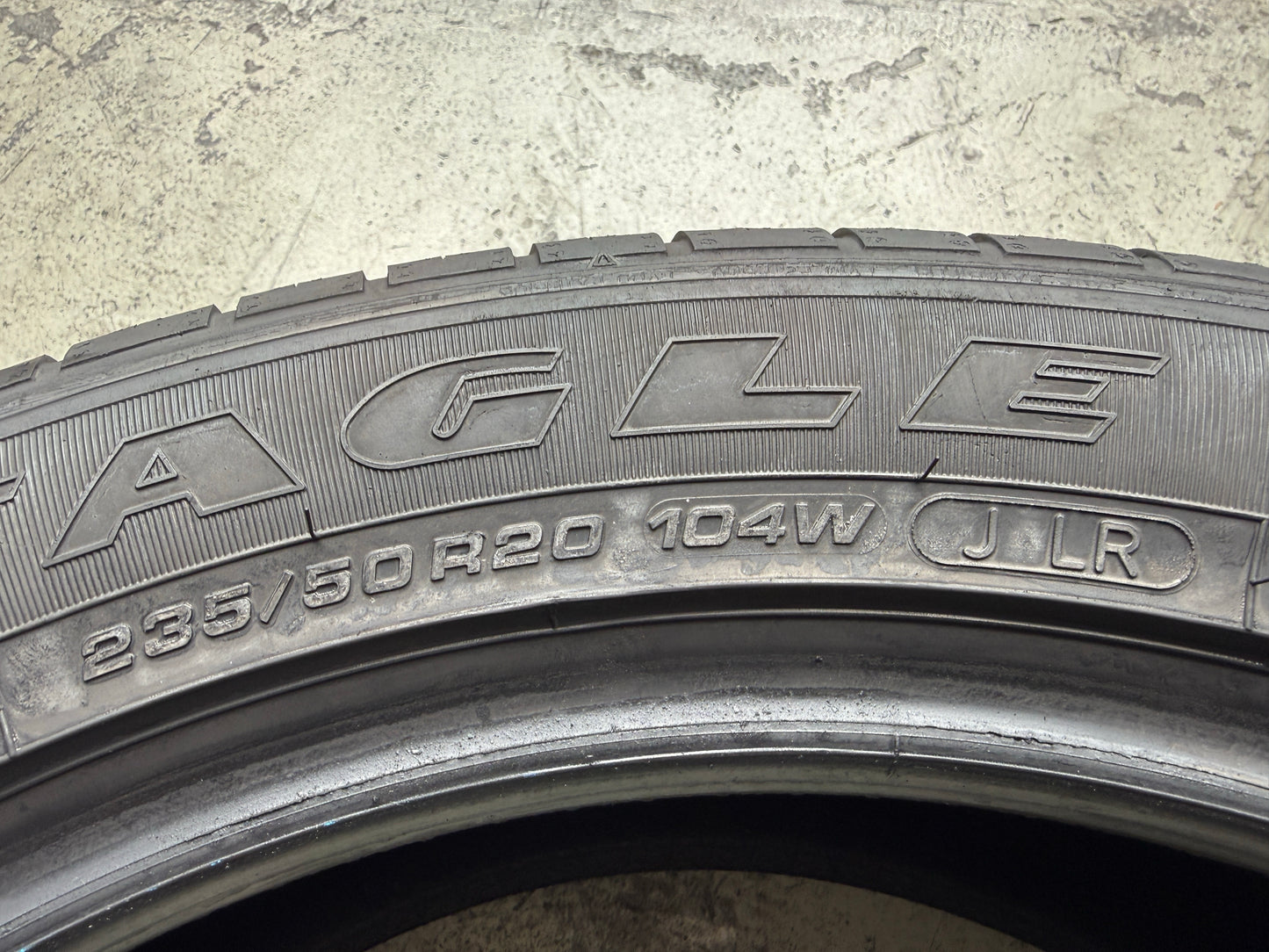 Usato: 4 Pneumatici Goodyear Eagle F1 Asymmetric SUV 4x4 235/50R20 104W XL Estivi 85-90% residui