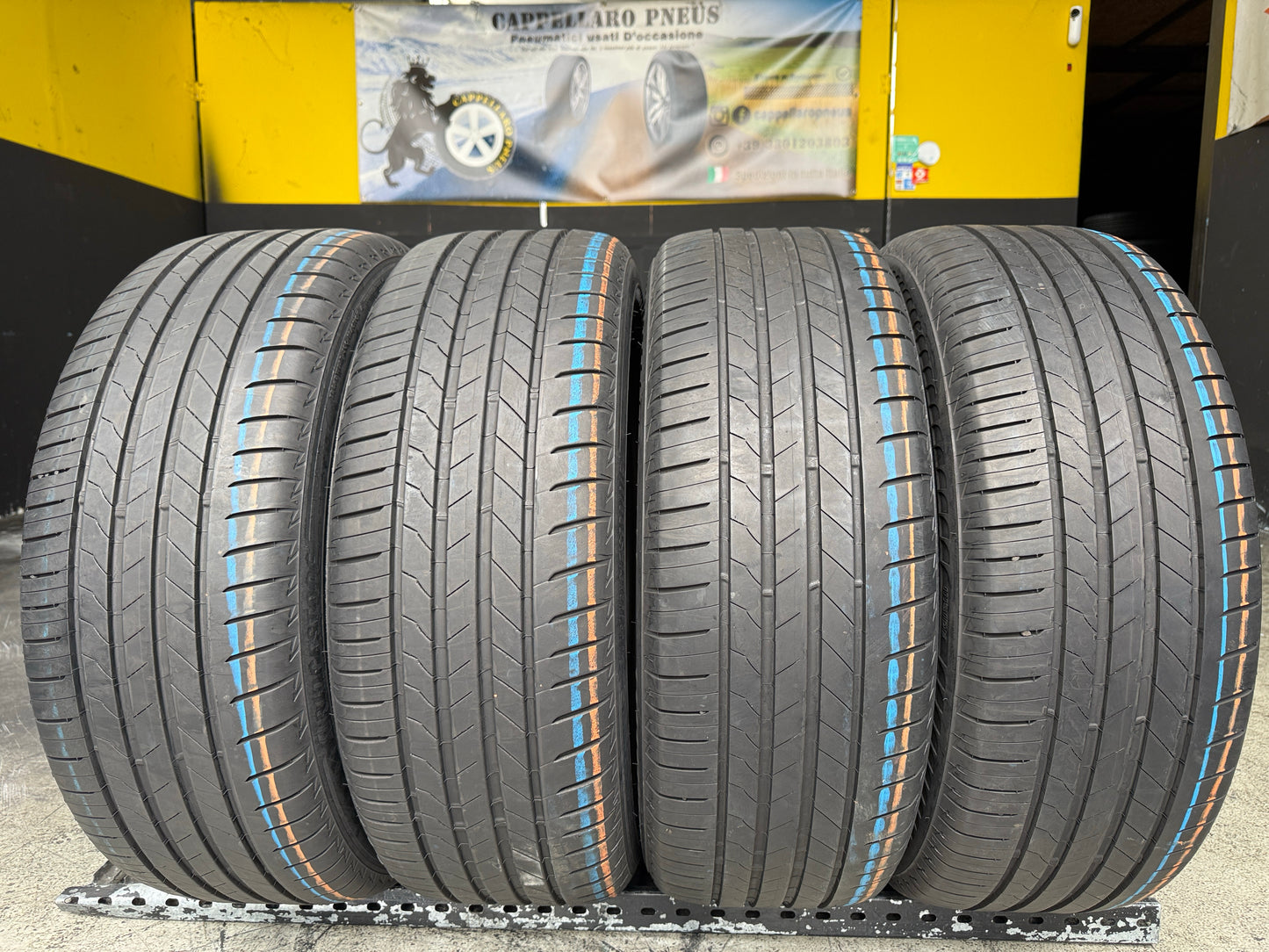 Usato: 4 Pneumatici Bridgestone Alenza 001 235/50R20 100V Estivi 85-90% residui Runflat