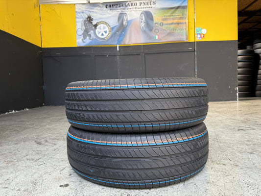 Usato: 2 Gomme 225/65R17 102H Michelin Estiva 90% residui