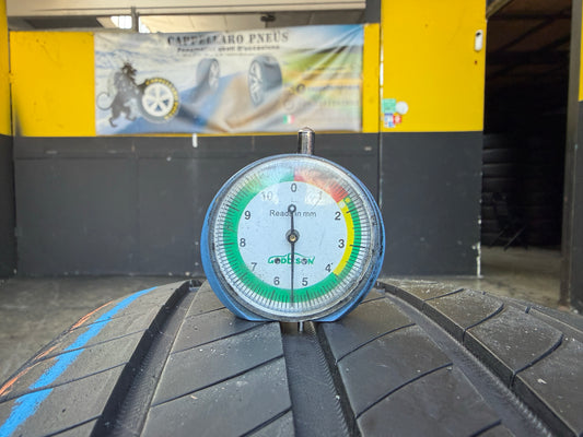 Usato: 2 Pneumatici Michelin Primacy 4 235/45R20 100V XL Estivi 85% residui