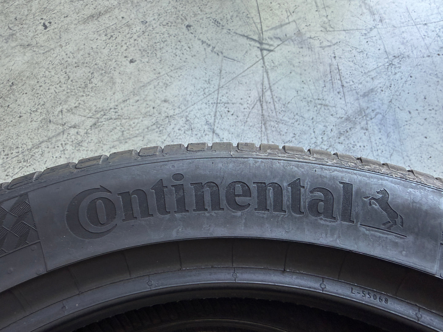 Usato: 2 Pneumatici Continental UltraContact 195/55R20 95H XL Estivi 95% residui