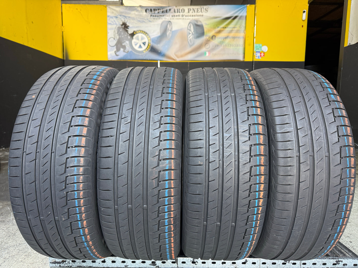 Usato: 4 Pneumatici Continental PremiumContact 6 235/55R19 105V XL Estivi 80% residui