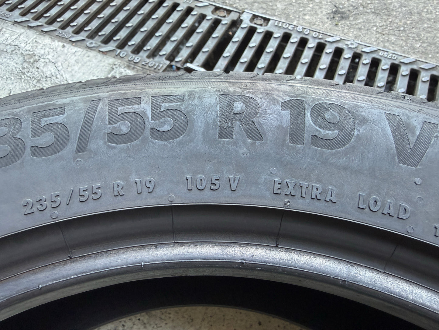 Usato: 4 Pneumatici Continental PremiumContact 6 235/55R19 105V XL Estivi 80% residui