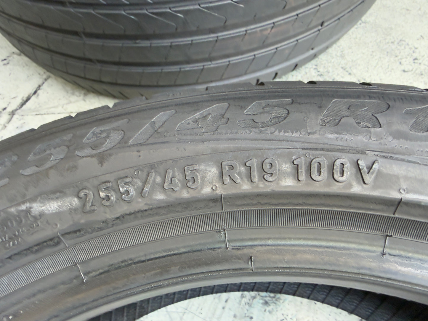 Usato: 4 Pneumatici Pirelli Scorpion 255/45R19 100V Estivi 85% residui