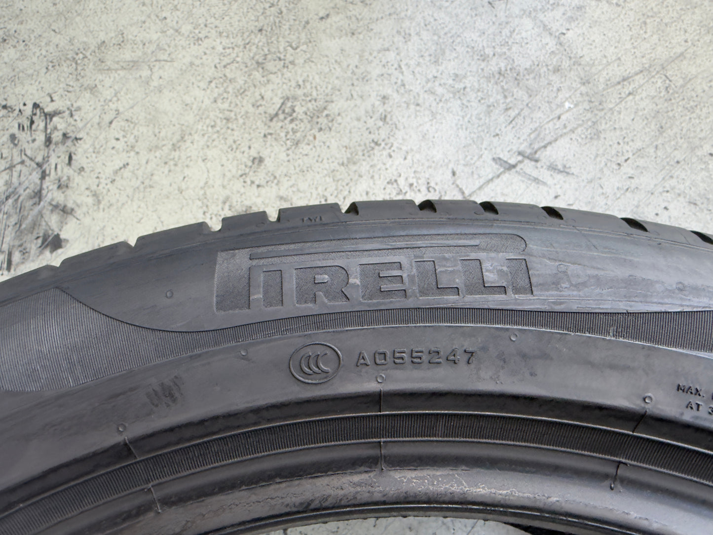Usato: 4 Pneumatici Pirelli Scorpion 255/45R19 100V Estivi 85% residui