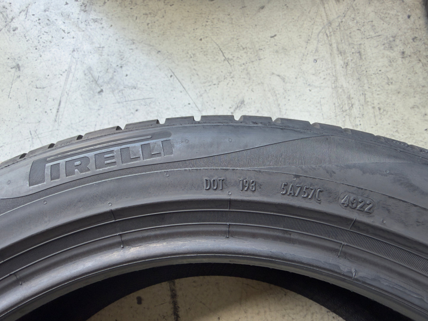Usato: 4 Pneumatici Pirelli Scorpion 255/45R19 100V Estivi 85% residui