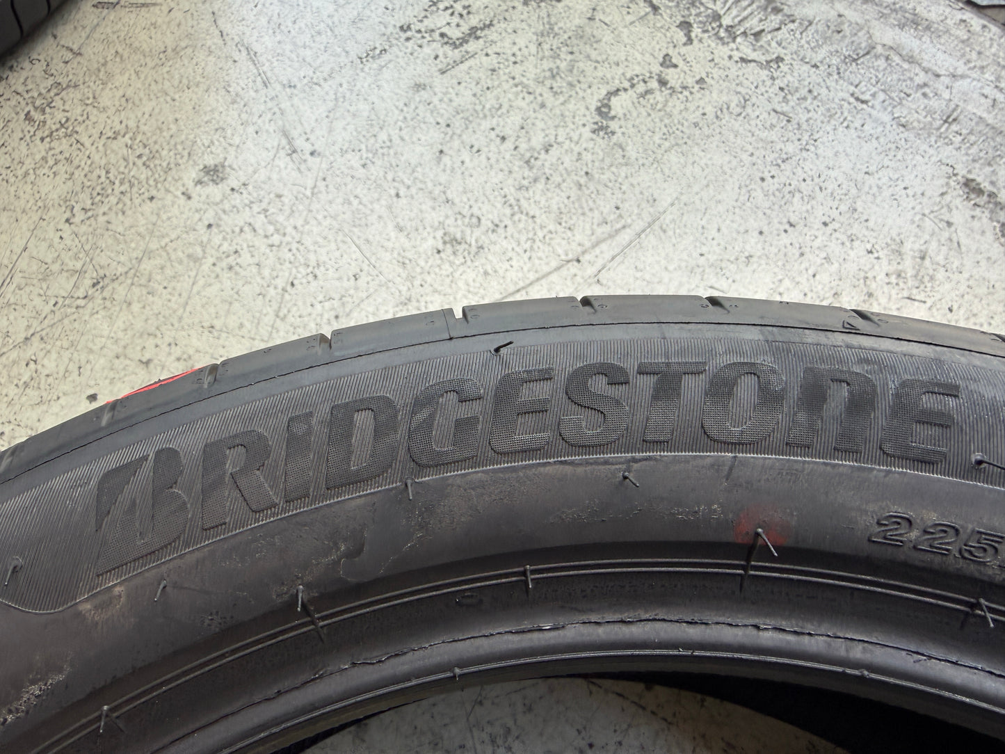 Usato: 4 Pneumatici Bridgestone Turanza 6 225/50R19 96V Estivi 95% residui
