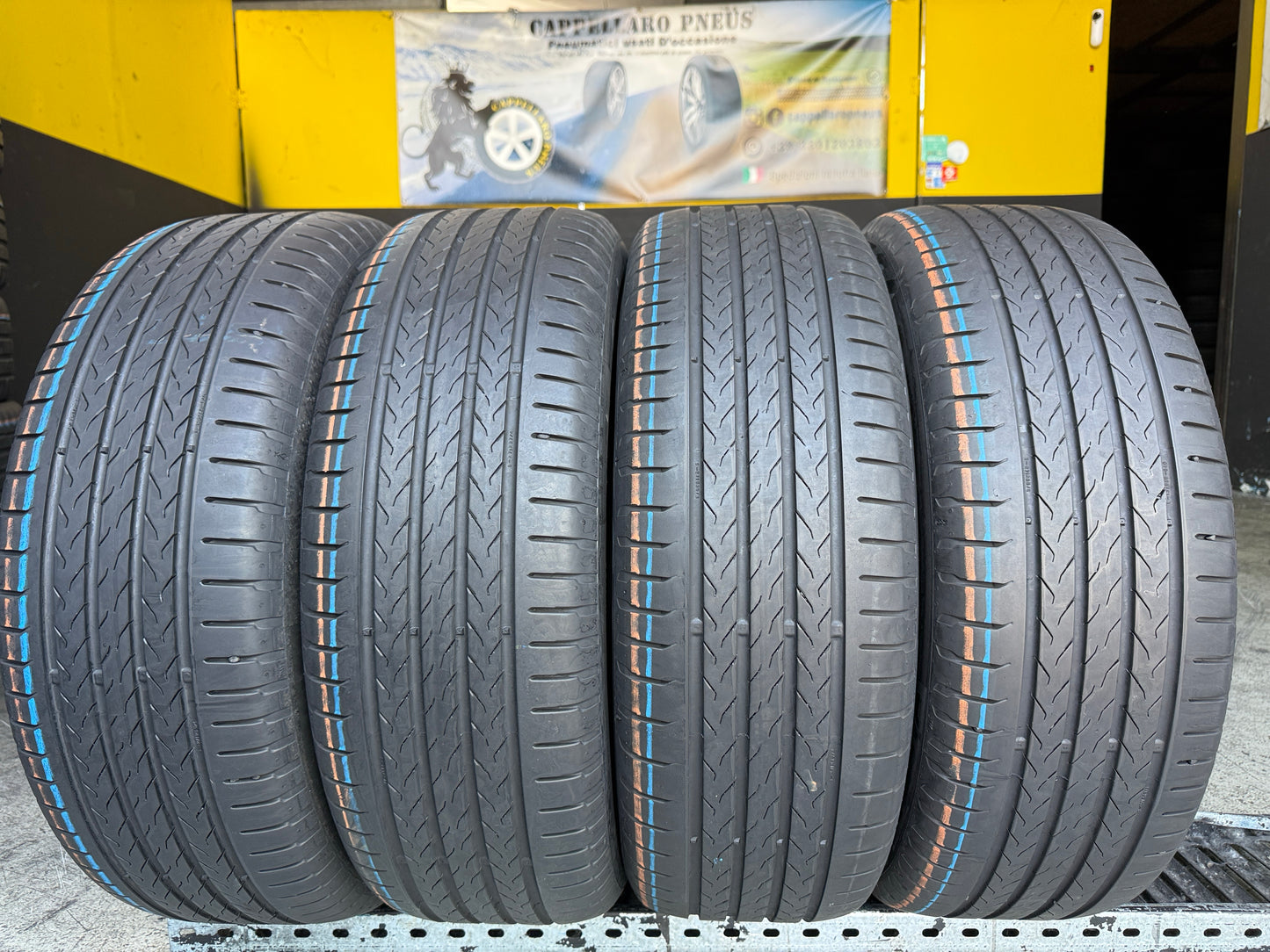 Usato: 4 Pneumatici Continental EcoContact 6 Q 215/55R18 95H Estivi 85%-90% residui DOT 2024