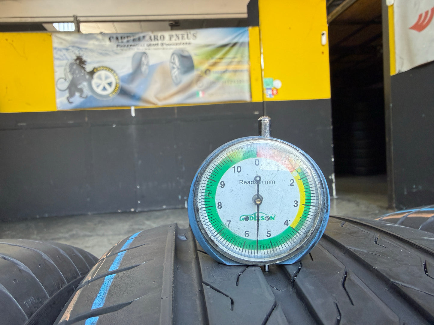 Usato: 4 Pneumatici Continental EcoContact 6 Q 215/55R18 95H Estivi 85%-90% residui DOT 2024